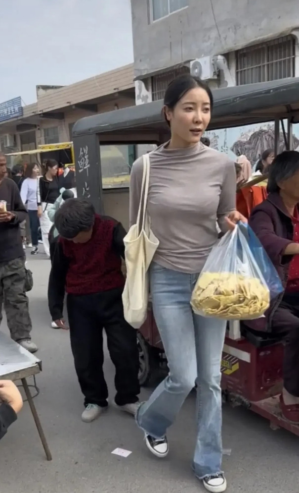 感觉所有的套路，终极就是卖货挣钱啊。[笑着哭][笑着哭][笑着哭]