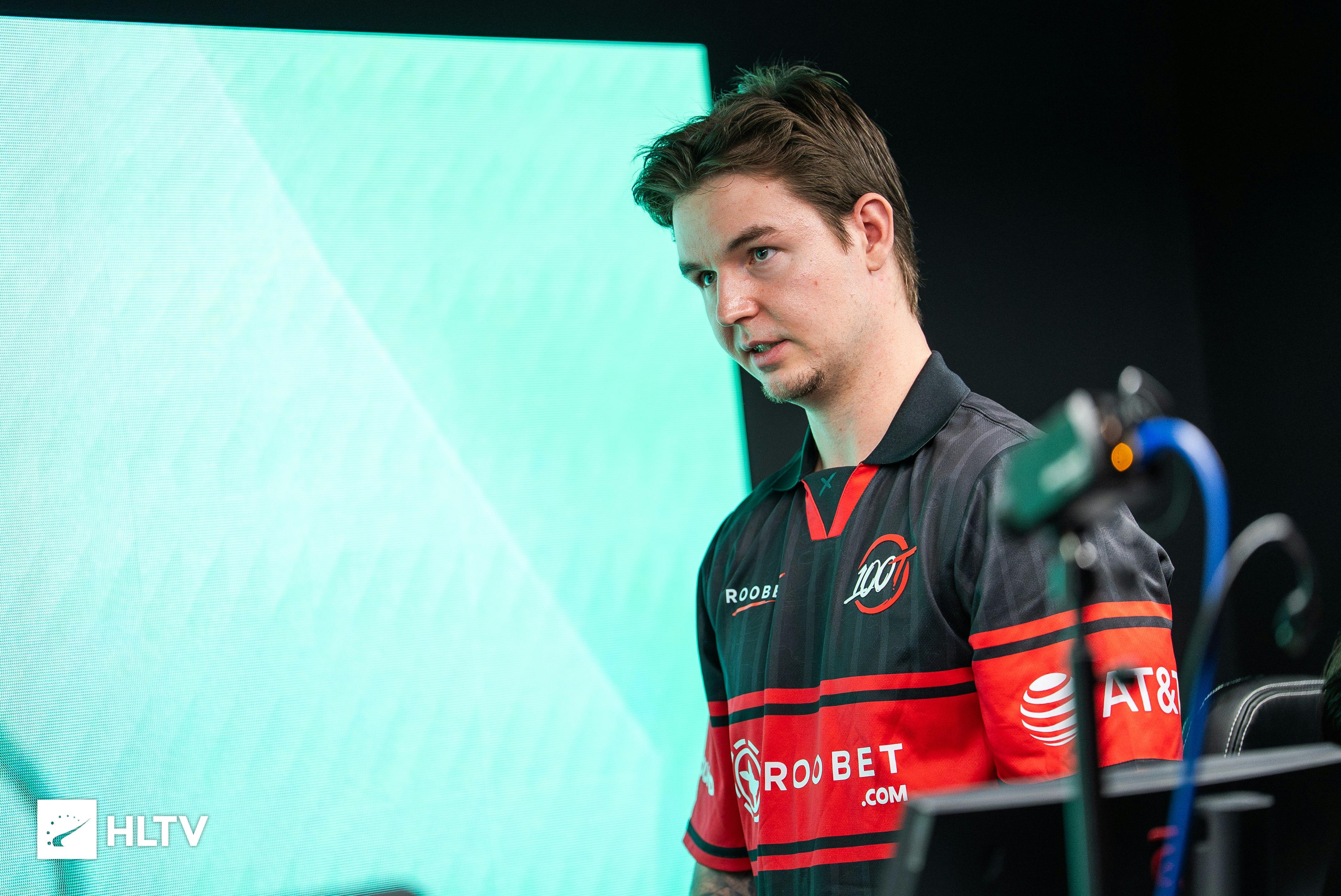 一键被扫荡! 100T核子危机惨遭NIP血洗