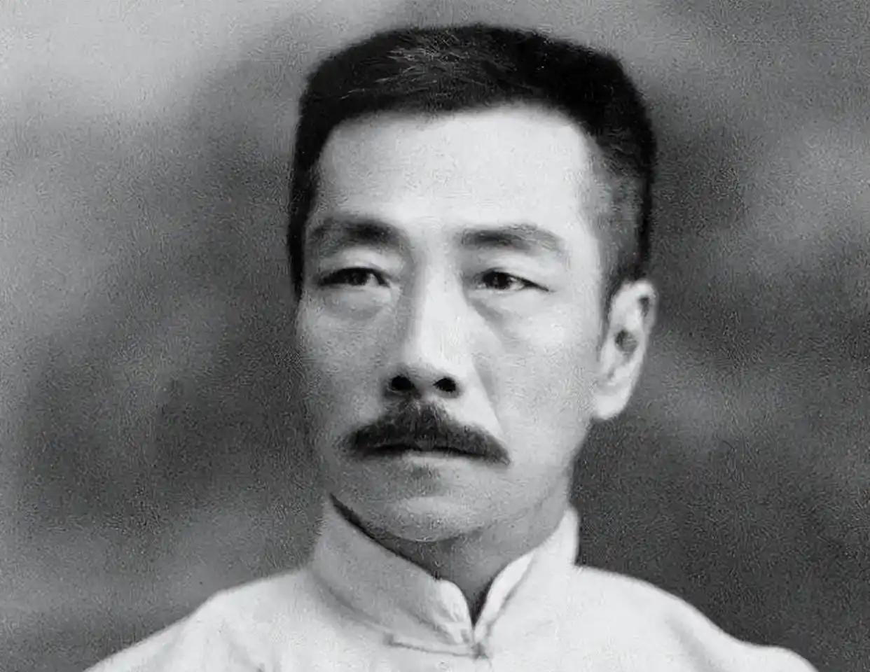 1936年，鲁迅先生骤然辞世，医者也未能查明具体缘由，直至48年后，沪上专家借助