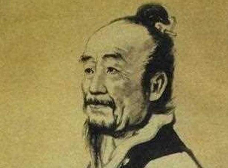 西汉丞相张苍活了一百多岁，晚年妻妾成群，却定了条怪规矩：但凡怀过孕的女子，一律不