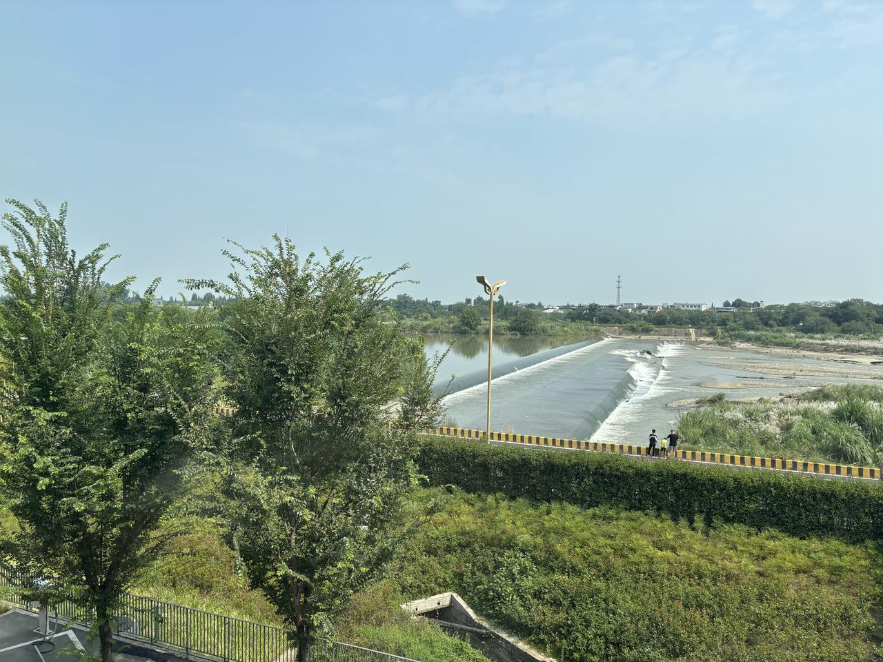 教师减负，学生减负真的要来了！深圳中小学教师教学成绩这块只占教学业绩的5%，这