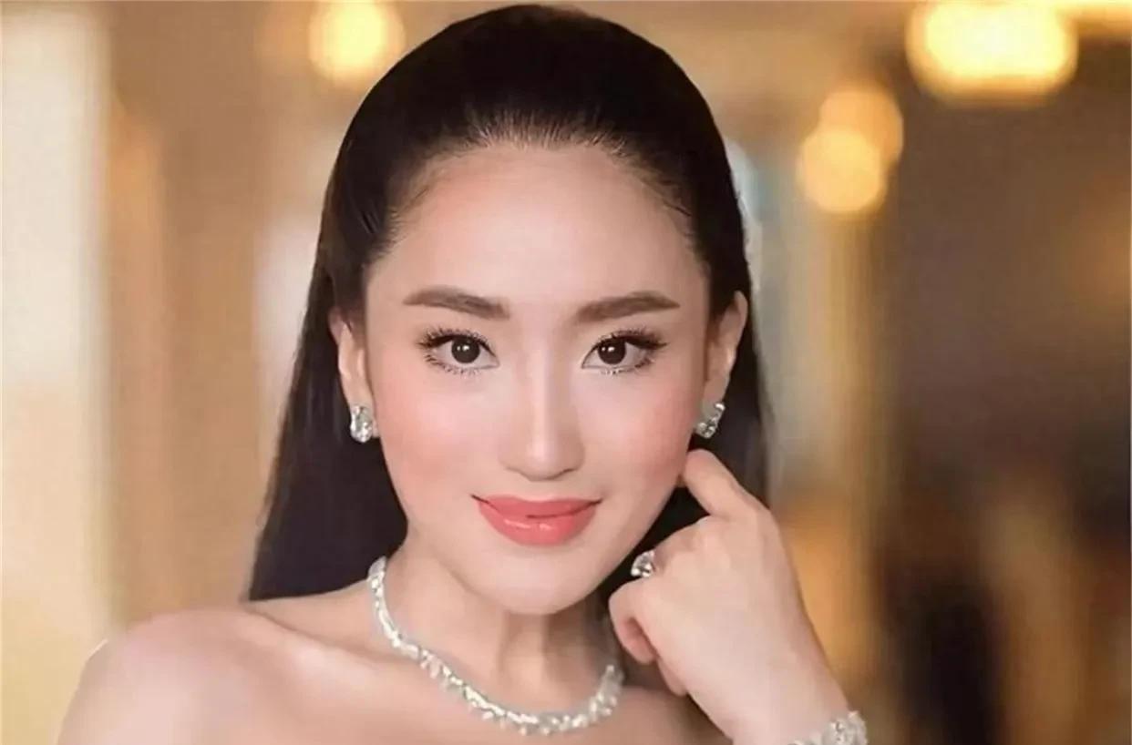 佩通坦还是太年轻，被洪森老头子给阴了一把。实际上佩通坦是比较亲中的，她在任期间中