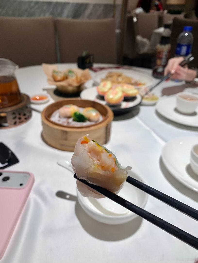 幸福！！开会顺便吃上了全广州我最爱的早茶！​​​