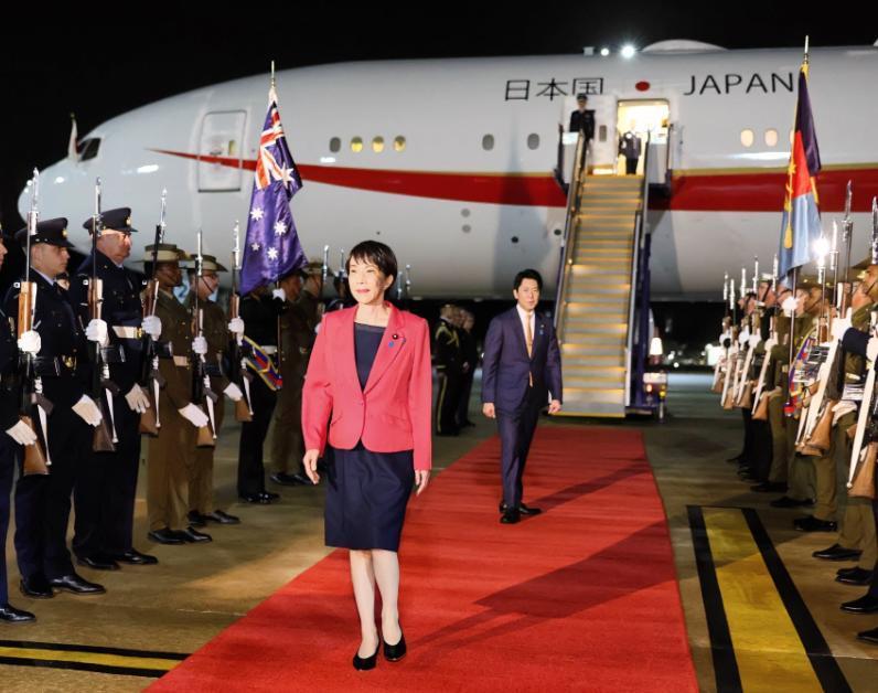 狠狠打脸！高市早苗赴澳被降级接待。当地时间5月3日深夜，日本首相高市