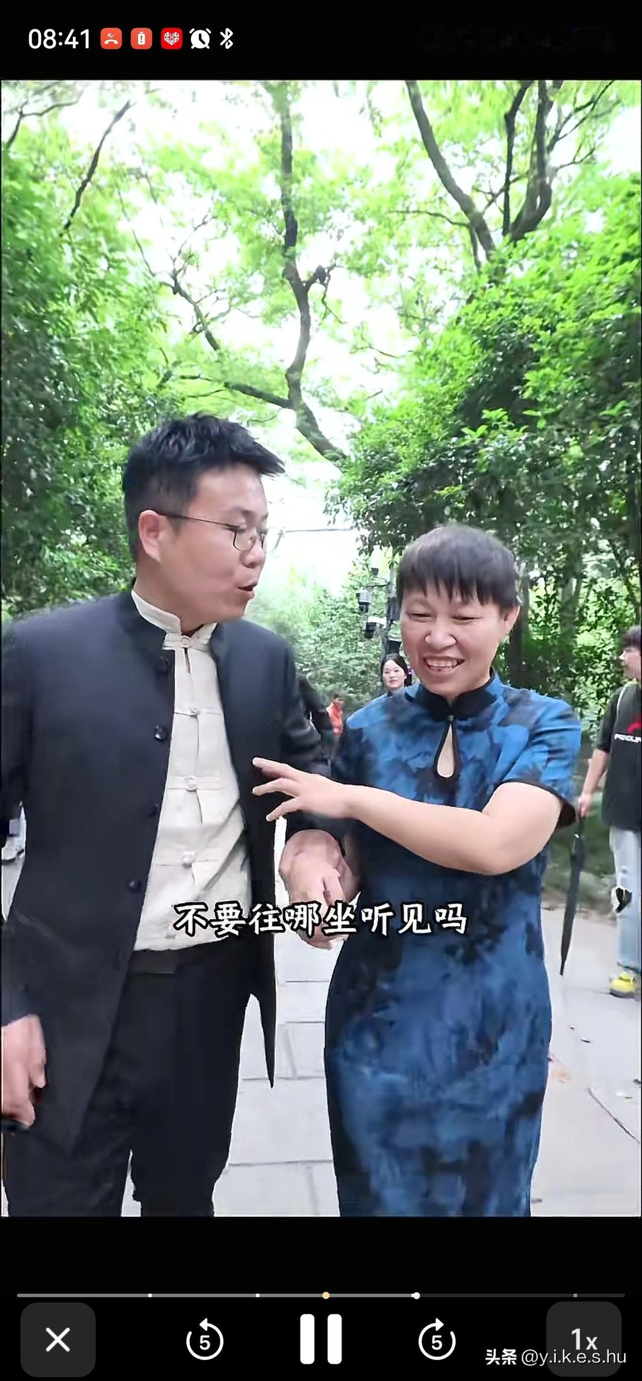 有多少人过得不如梦秋，梦秋都穿上定制旗袍了