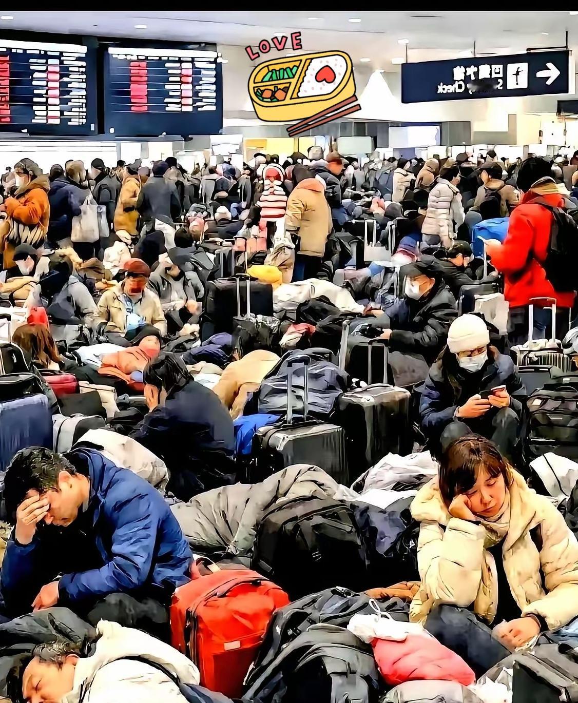 派包机！必须派包机来接我们！”听听这声嘶力竭的呐喊，来自刚刚还在北海道朋友圈摄