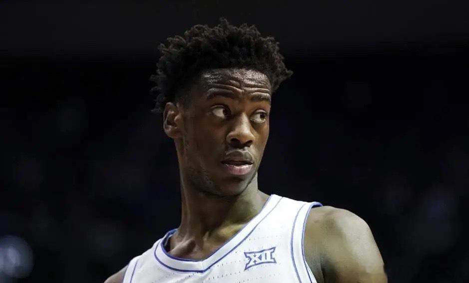 2026NBA选秀前三顺位！你们更看好谁呢？1.状元：AJ·迪班萨（全能锋线）