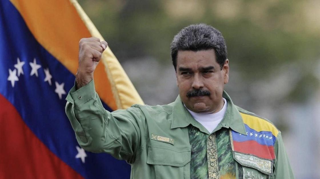 大家发现没？倒下的阿萨德和马杜罗都有一个共性：就是美国不行了以后，还跟着俄罗斯走