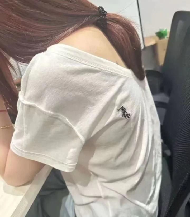 2025届研究生还没毕业就先“失业”？这三位女生的遭遇，简直撕开了今年秋招最残