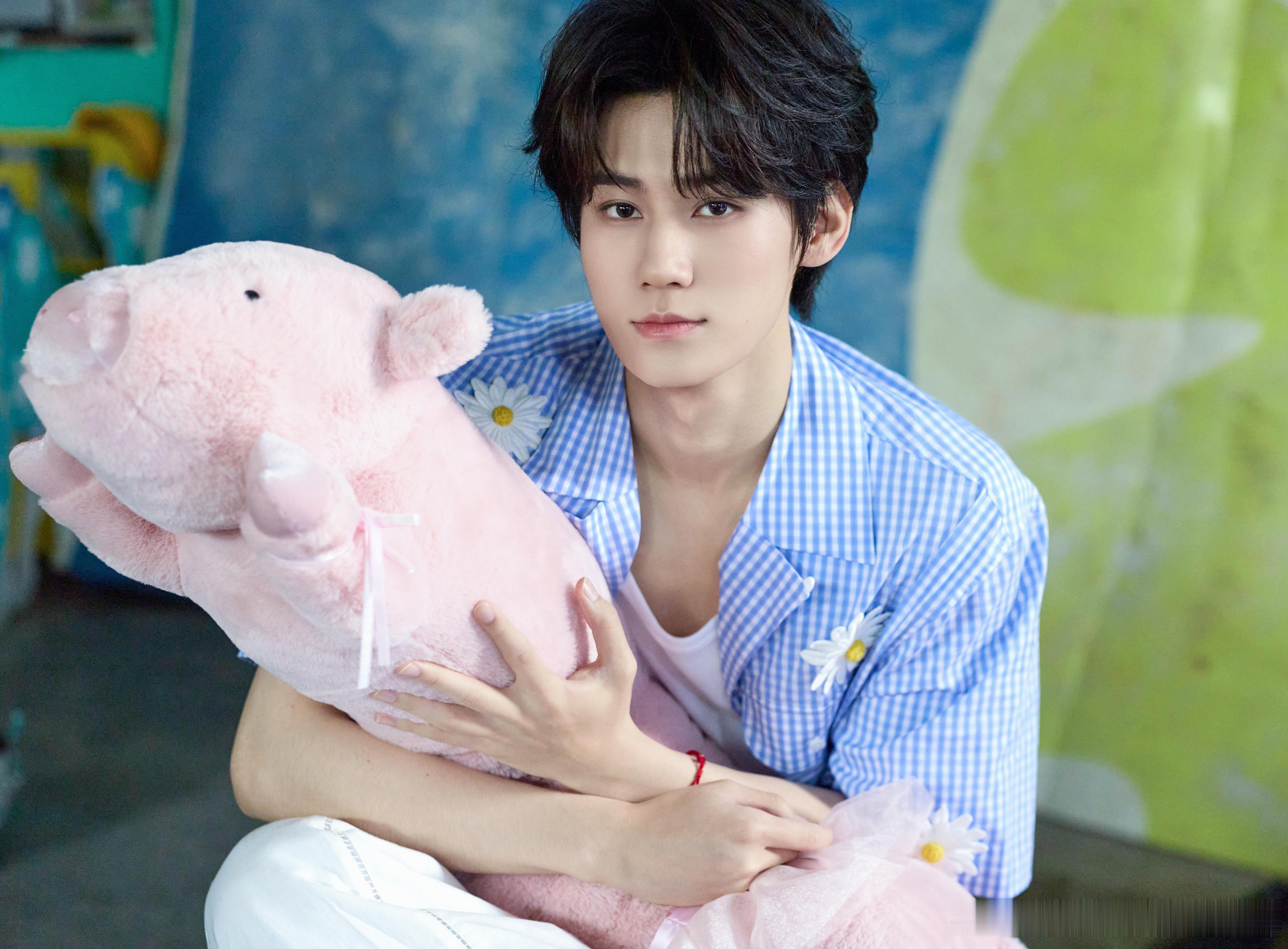 图里有两只小猪哦🐽 ​​​