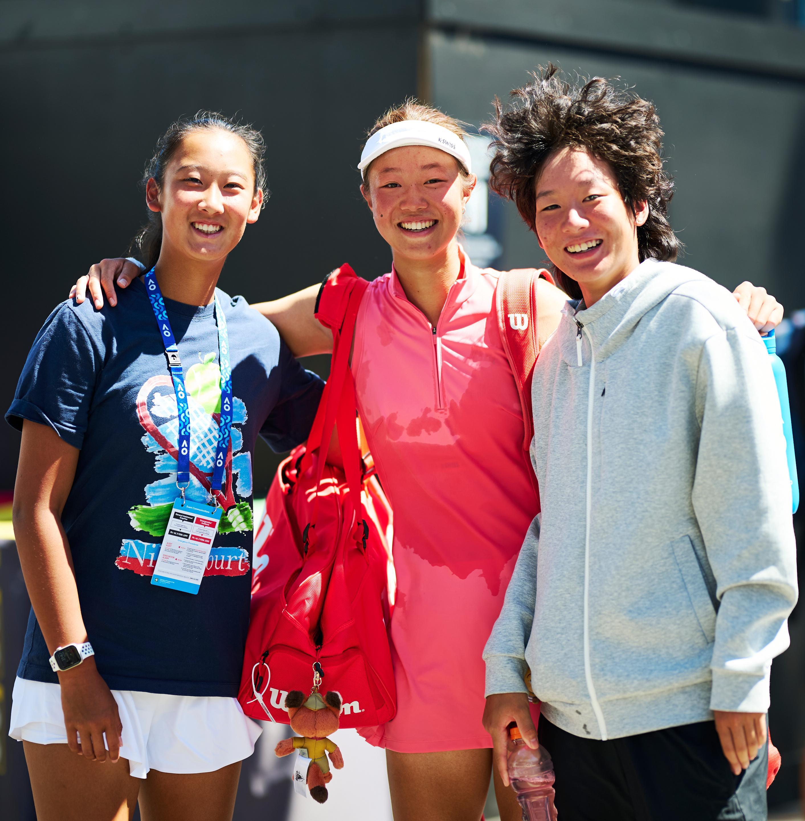 中国小花渠依含澳网2026打开中国青少年军团的胜利之门，甜美笑容绽放！美！摄影