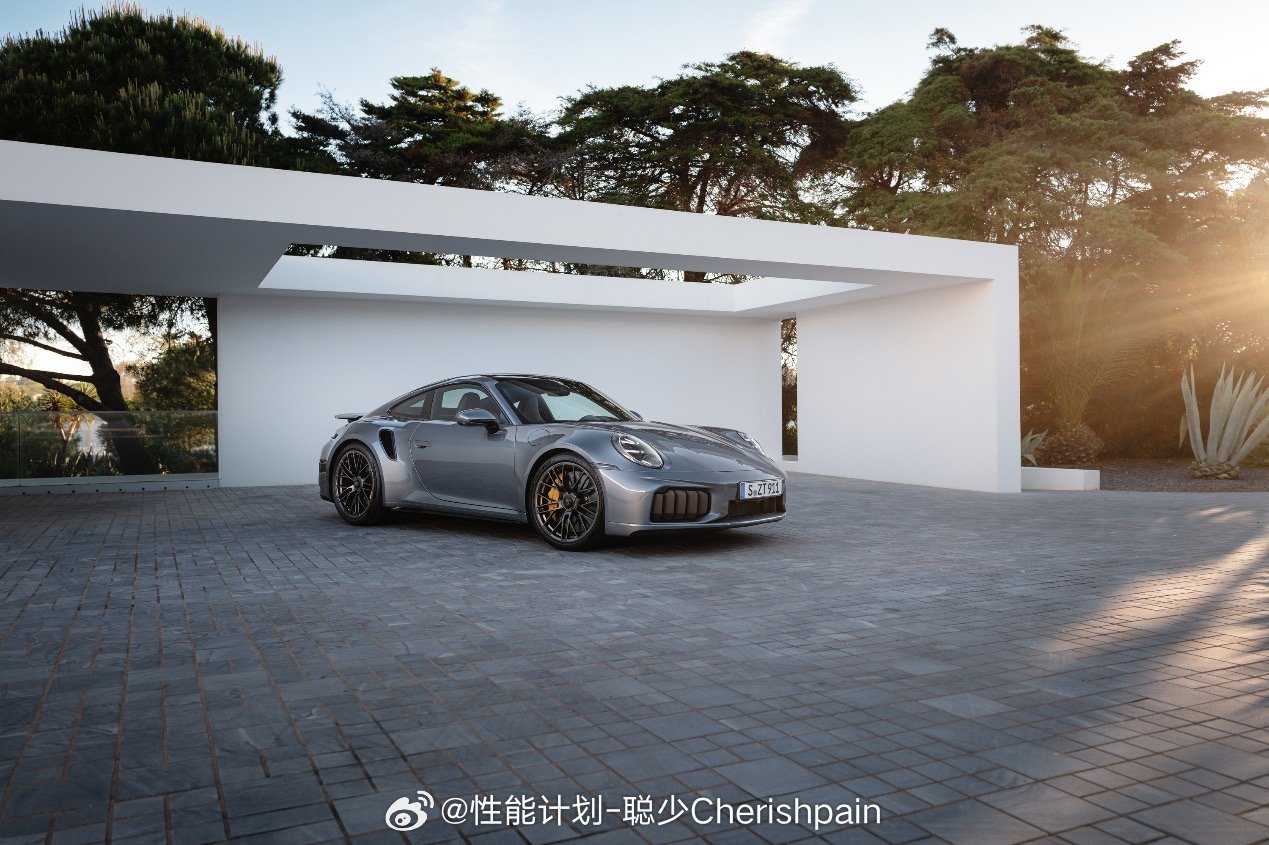 911TurboS也和GTS一样带电了！（GTS单涡轮、TurboS双涡轮）