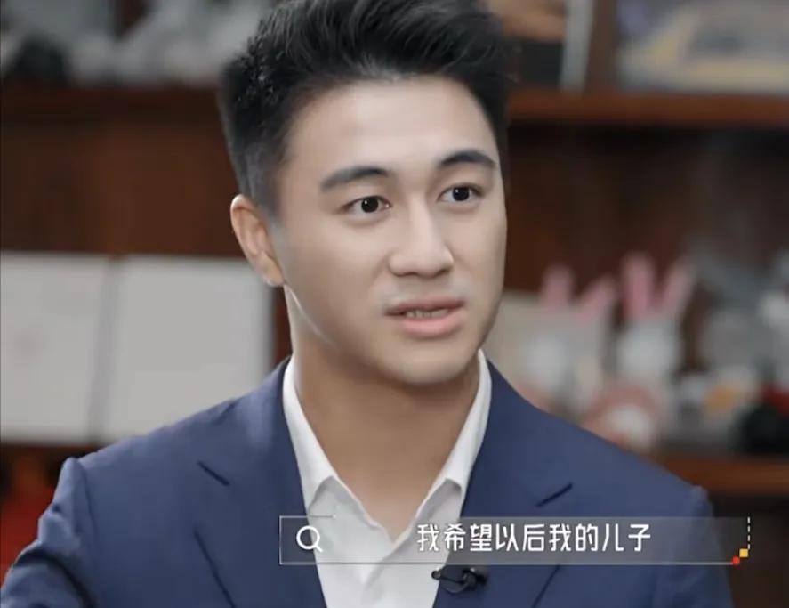 何猷君:“我希望以后我的儿子或者我的女儿，人家说他是何猷君的小孩，希望他以后会跟