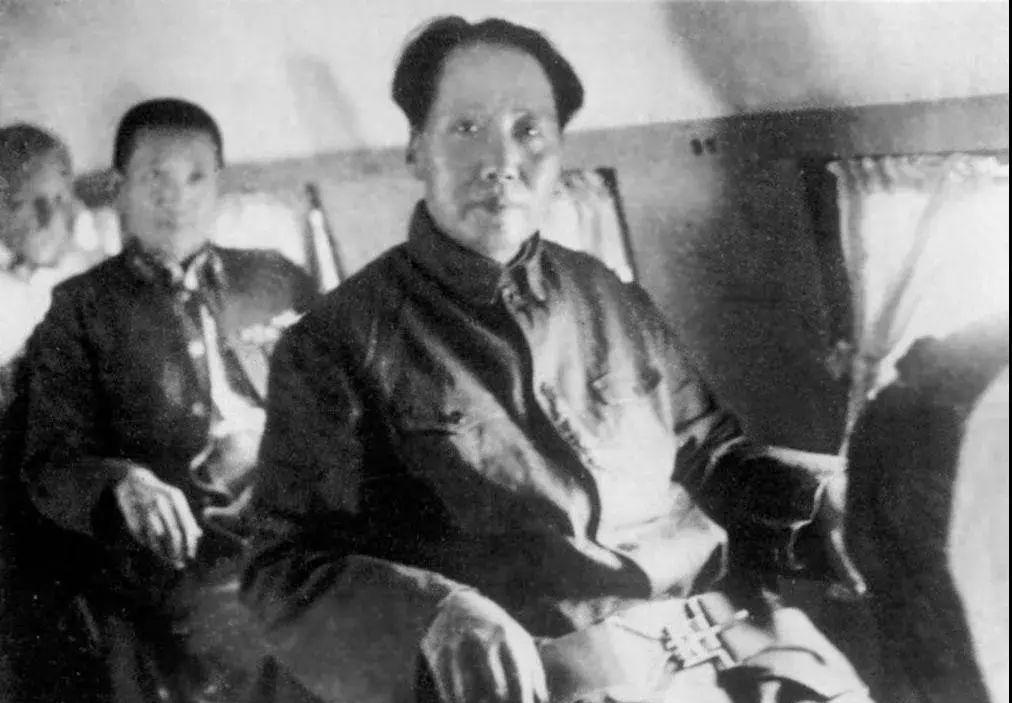 重庆谈判结束后，毛主席大病一场，两个多月不见好转，当时延安所有的医生，都看不好毛