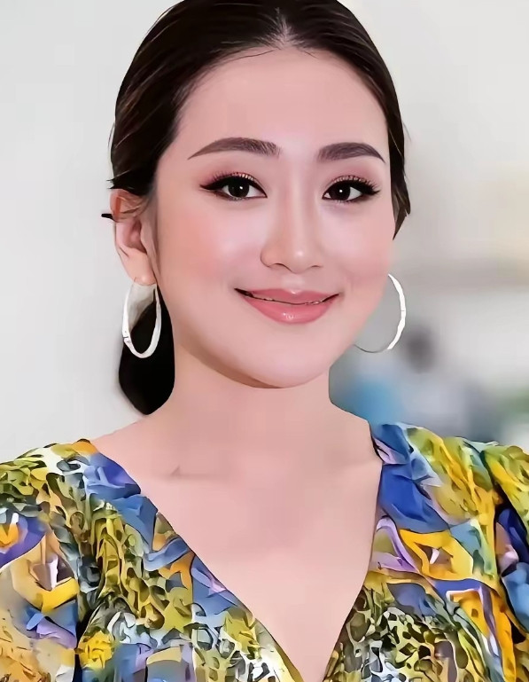 就在刚刚泰国宣布了​9月6日，佩通坦在个人社交媒体发文表示，为泰党将全力以赴