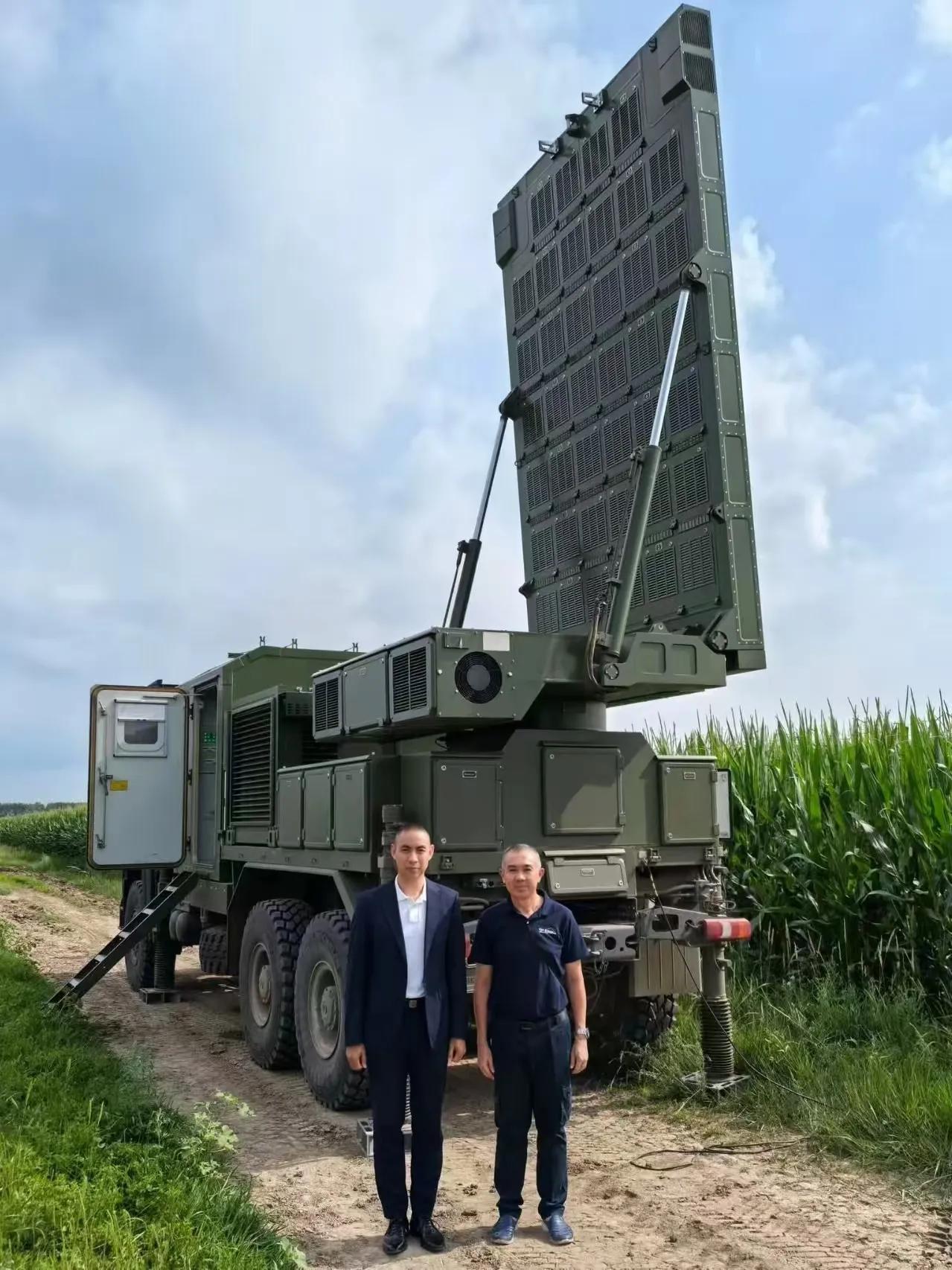 泰国买了中国反炮兵雷达，赶紧运回国，正好用上。 7月26日下午，泰国陆军代表