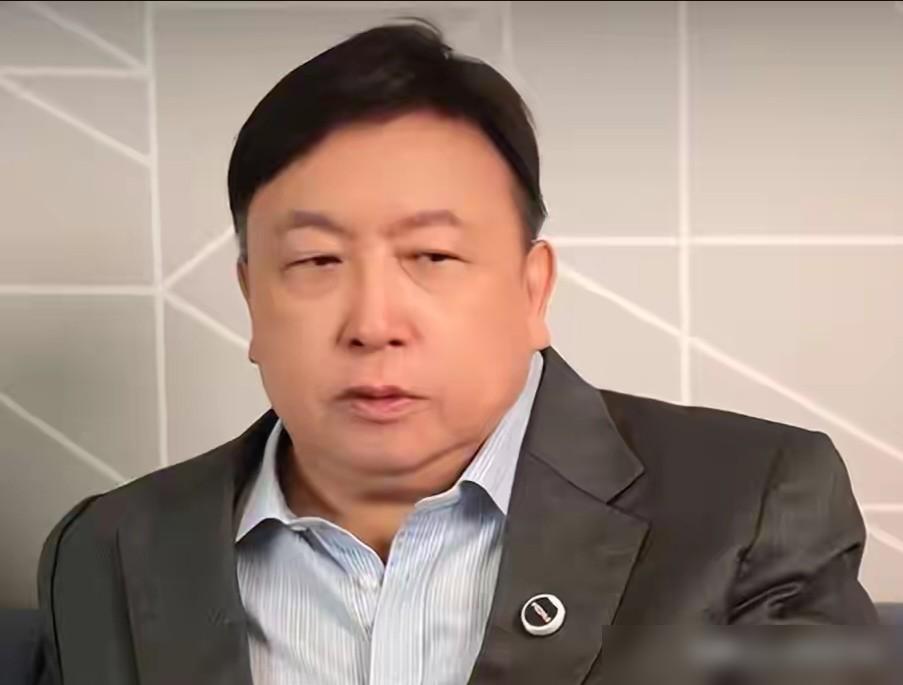 王晶最近的一番话，直接砸碎了陈百强死因的“浪漫滤镜”！他明确否认陈百强是为