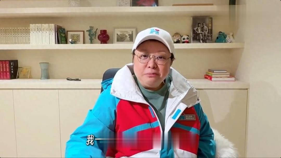 韩红辟谣被AI替身：没有重病