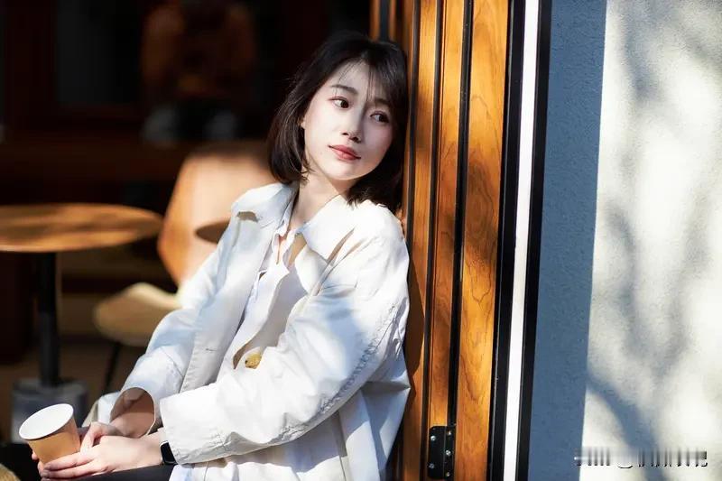 婚姻若走到尽头往往女性承受更多离婚后男人生活照旧家还是那个家女人却可能