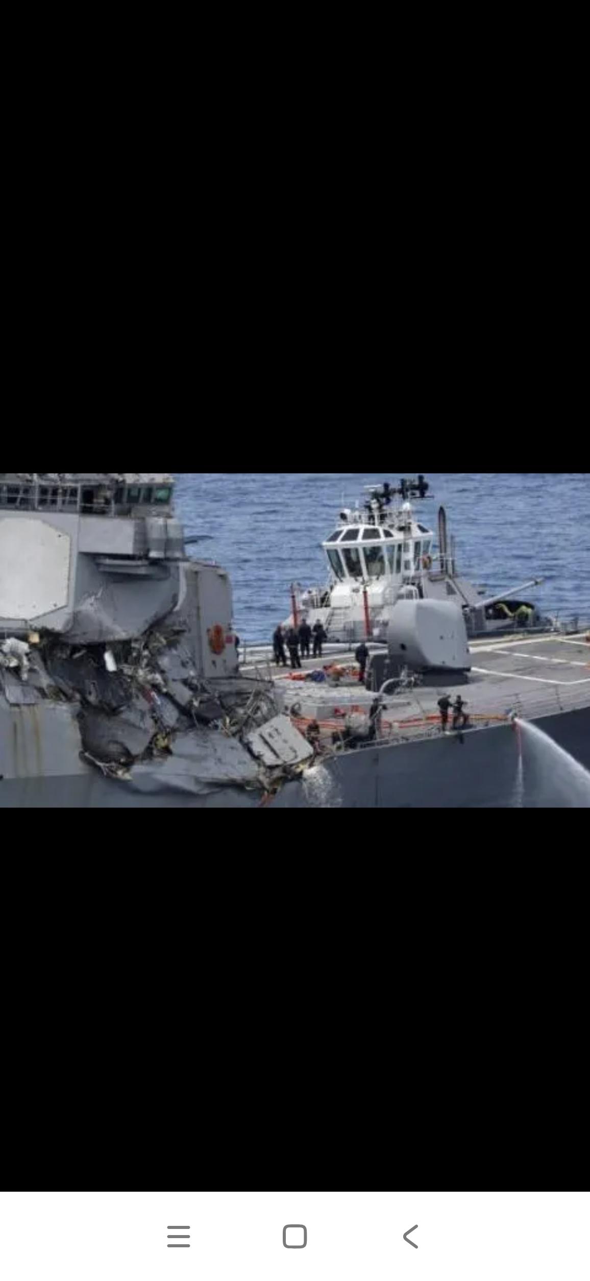 🚢美国海军舰船相撞去年10月28日，美国空军在南海半小时内连续坠毁两架军机，