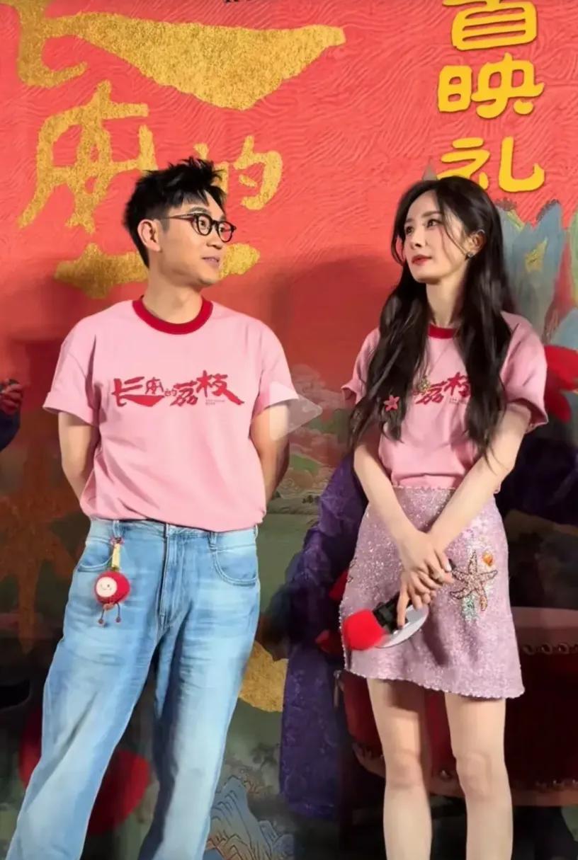 为什么感觉杨幂很讨厌大鹏，连正眼都不看他[捂脸哭]