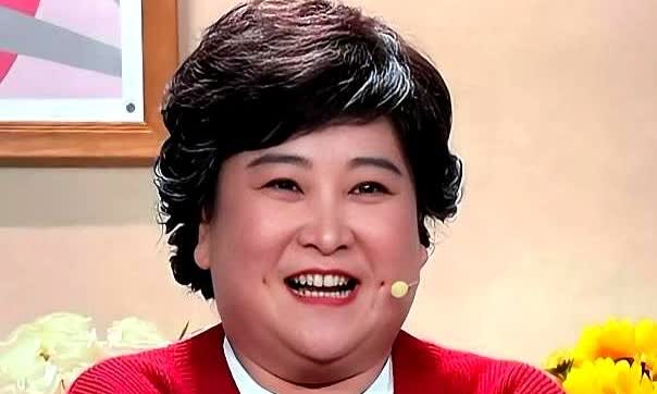 贾玲为啥突然不招人待见了？原因其实很简单。去年那部《热辣滚烫》一