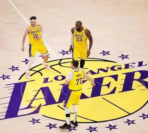 新赛季NBA十大热门球队的最大阵容漏洞！10.快船休赛期快船引进了大量老将，
