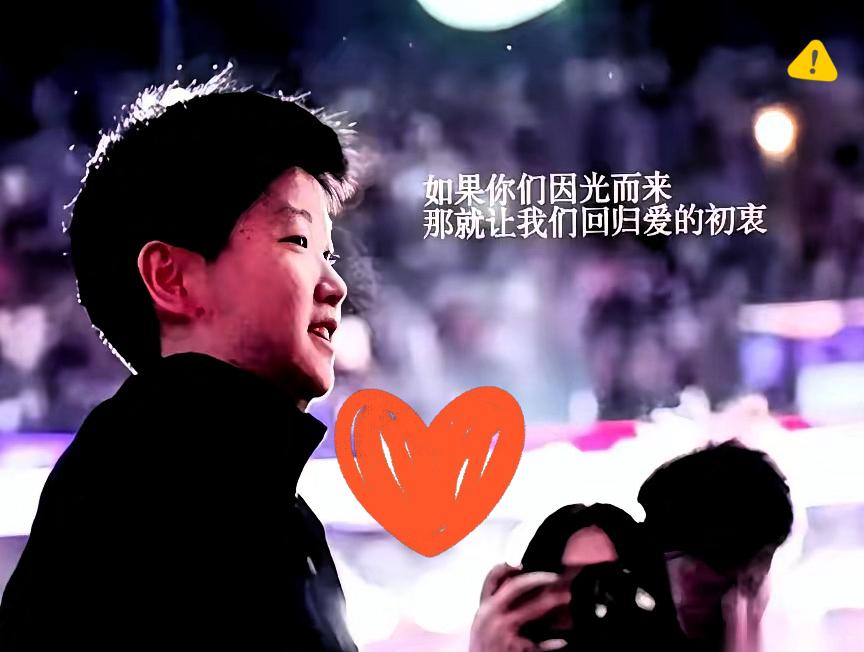 李宁这波换海报操作，哪里是调整宣传，分明是把“功利”俩字写在了脸上！之前靠全