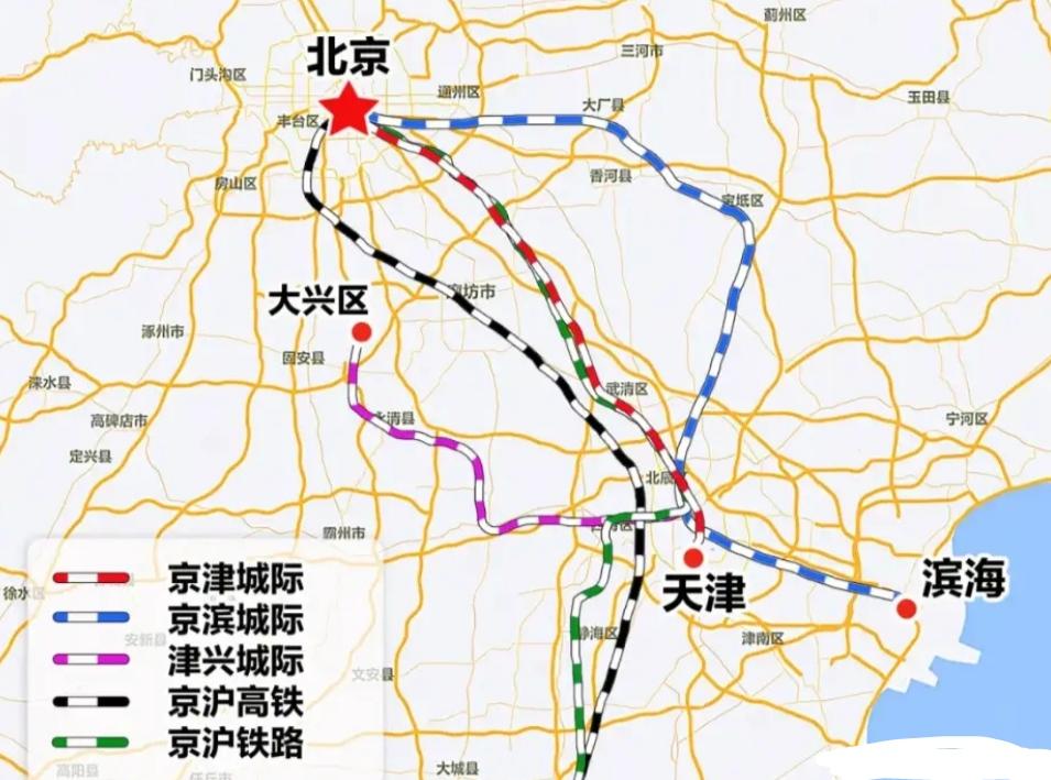 京津五条轨道：双城生活的新脉动昔日京津之间，百余公里曾是难以逾越的空间阻隔。