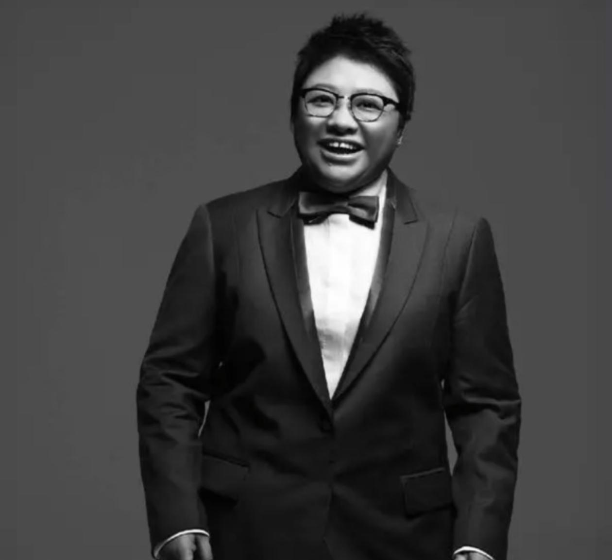 韩红官宣不参加综艺，称以后她会很清贫！韩红官宣她不再参加综艺了，也不知道她为什么