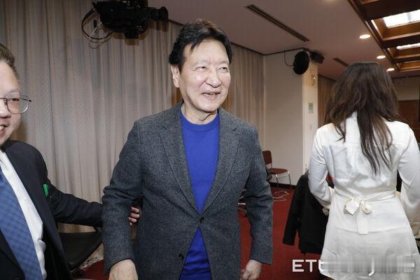接受中广专访却跑到飞碟电台迟到半小时　赵少康：金溥聪你失智？马英九基金会人事风