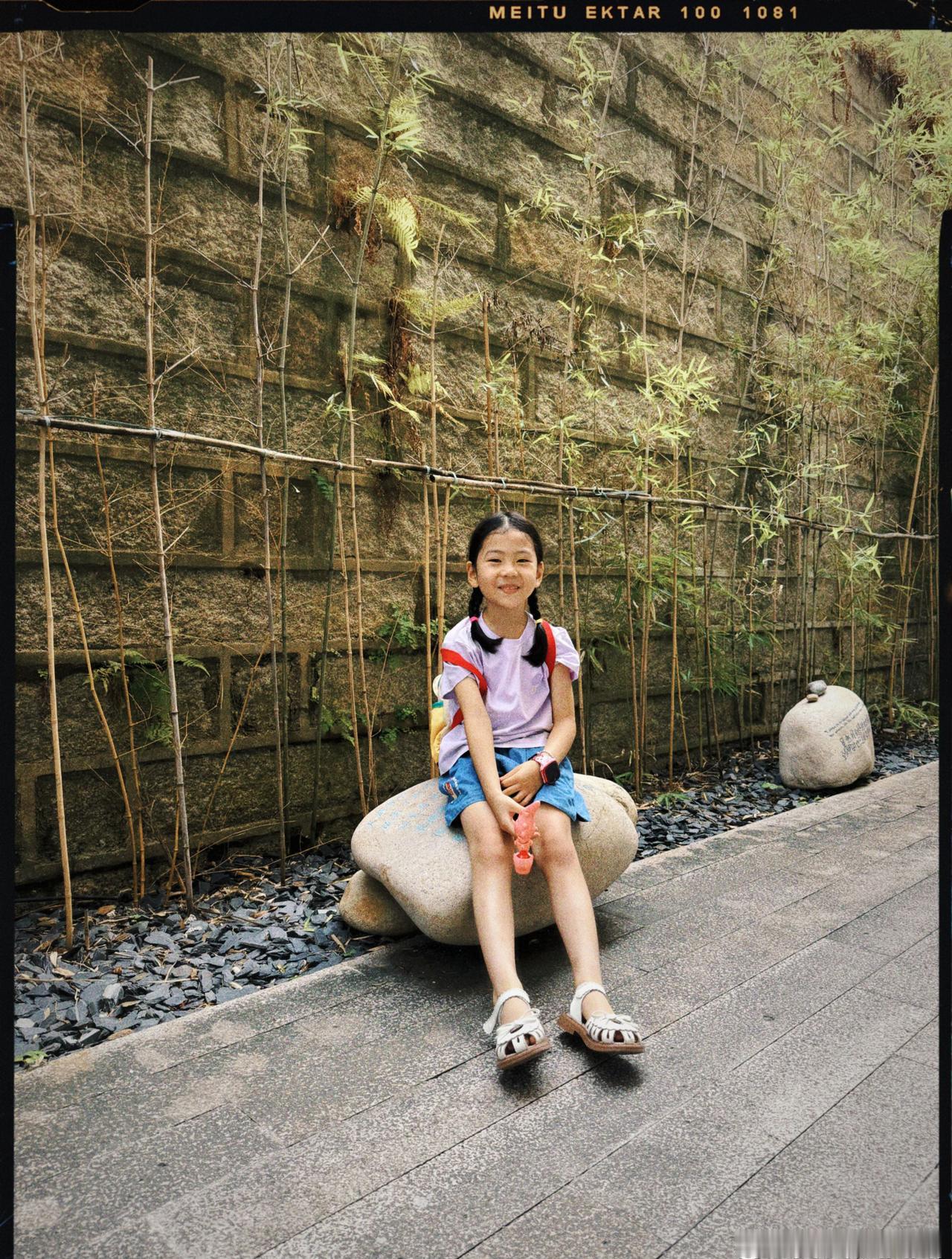 在这个id被催生二胎是很正常的事，甚至很多生了两个女孩还会被催生男孩其实在条件
