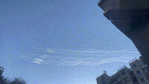 现场视频！解放军火箭弹震撼发射，台湾海峡已净空30日上午九点，东部战区的官方