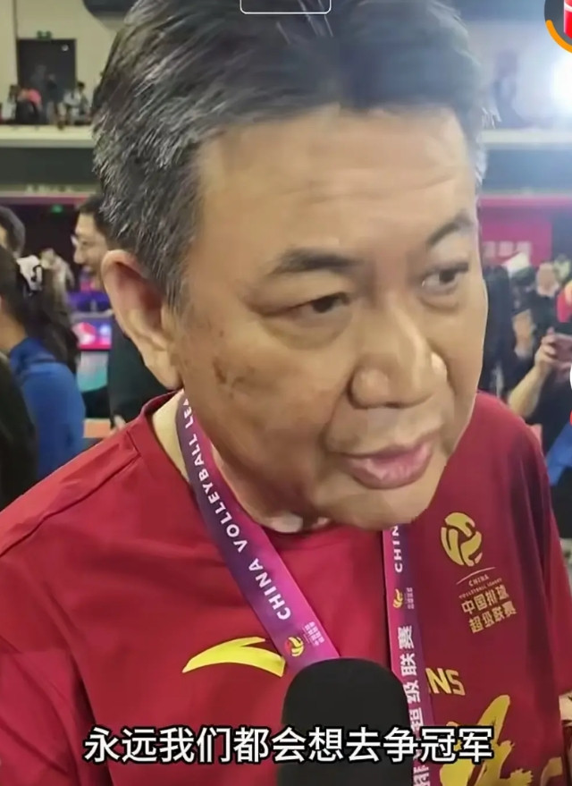 确实，上海女排队员都到了出状态的时候，但夺得联赛冠军，正如蔡导所言还是多少有点运