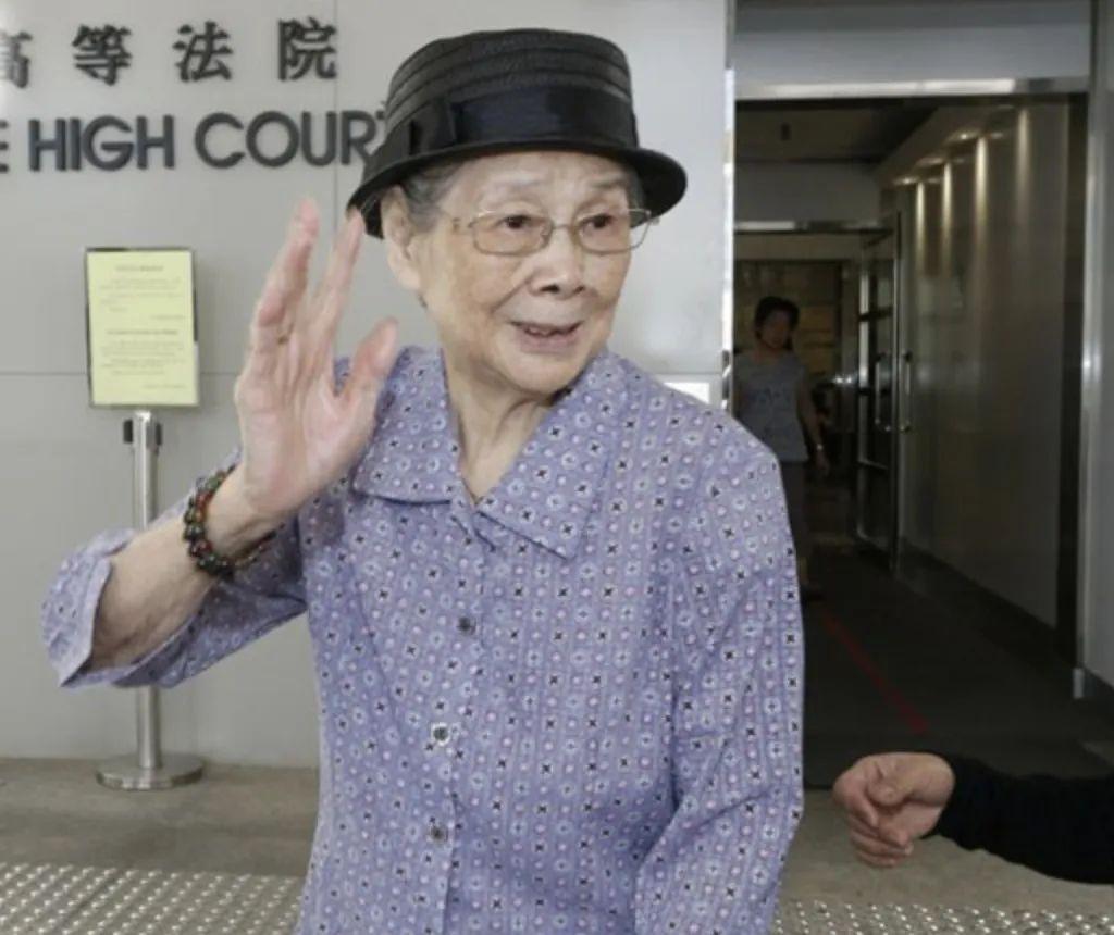 梅艳芳102岁母亲覃美金去世，疑似意外鲠喉陷入昏迷导致噩耗，四个儿女，三个都因癌