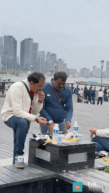 太双标！印度绝境求中国帮忙，转头纵容游客抹黑我们？全网怒了真的被印度这波操