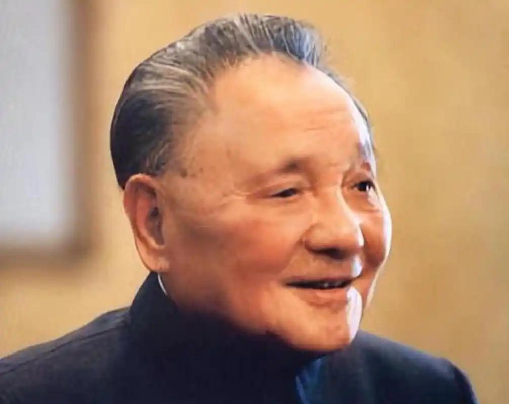 美国如果插手台湾问题，该怎么办？邓公早就给出答案：美国只有两个选择，自从特朗普上