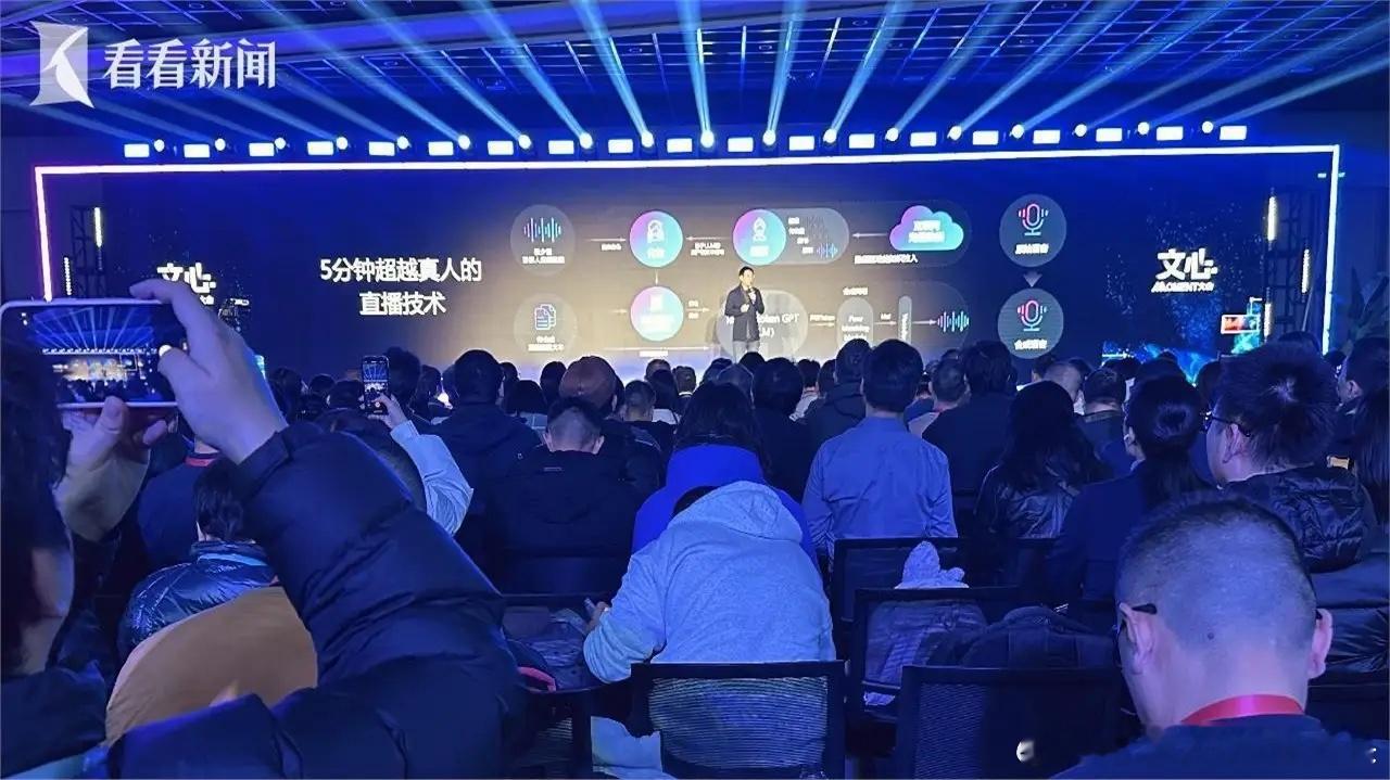 今天饭局，一个在中东业务内的朋友透了个风，说那边的事儿成了，我才意识到我们都低估