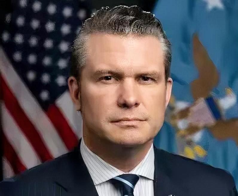 英媒称，赫格塞思危险了！当地时间3月13日，英国《每日电讯报》（TheD