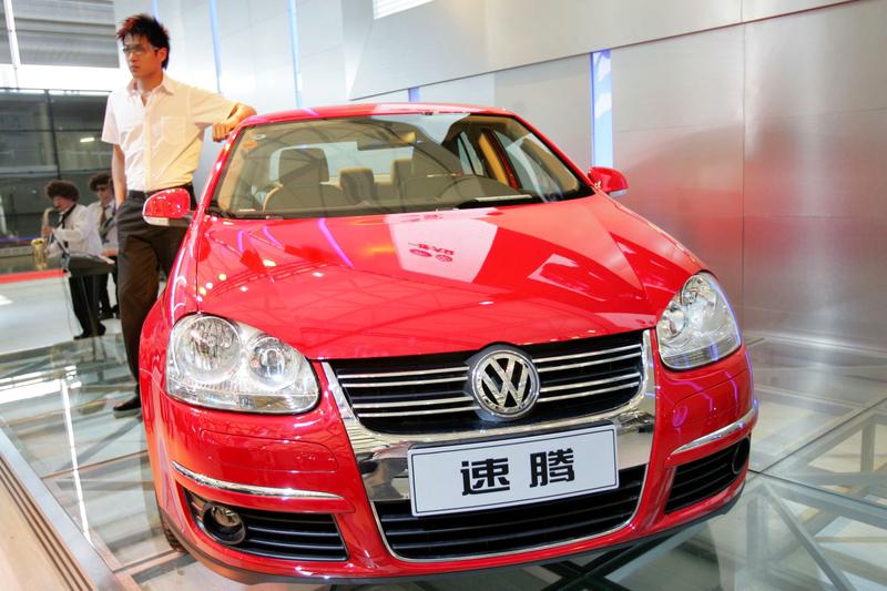 15万预算，大众速腾是不是首选，还得具体分析。从优点看，速腾很适合30-4