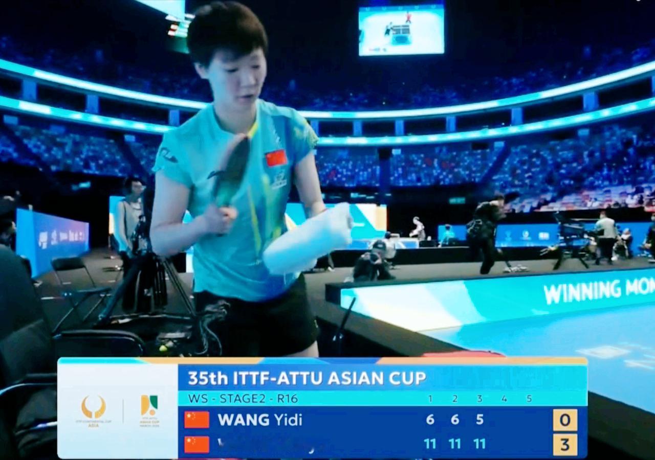 王曼昱也该成为top0选手了吧？今天王曼昱打王一迪，居然很少用勾手？第