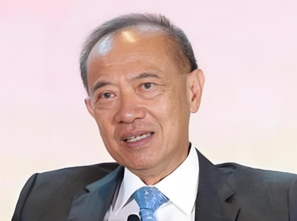 终于有人说出了大实话！新加坡前外长杨荣文说：不要看美国动不动就威胁中国、制裁中国