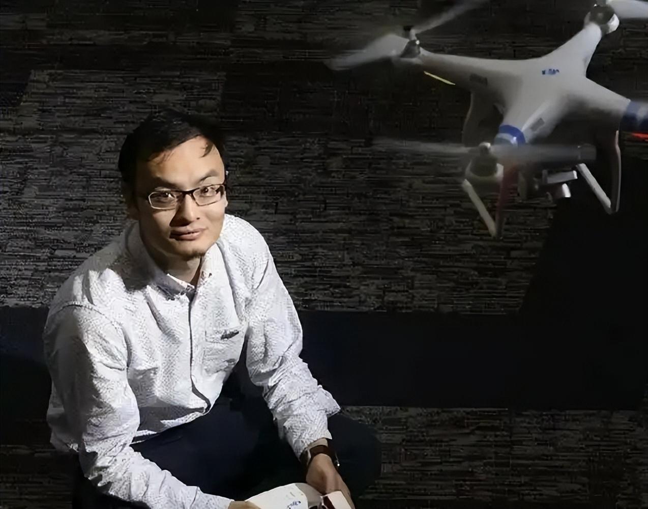 深圳两大科技巨头突然对簿公堂，一场专利诉讼直接让54亿市值瞬间蒸发，这场看似