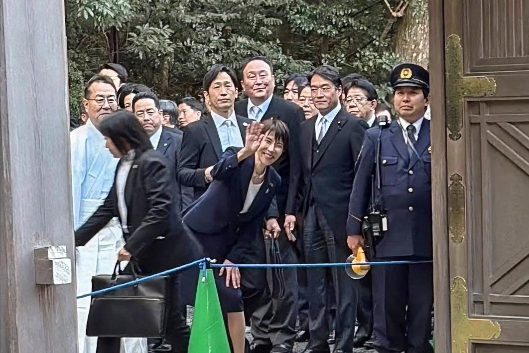 10300家企业破产，日本经济撑不住了！高市早苗的执政计划恐怕要变天2026