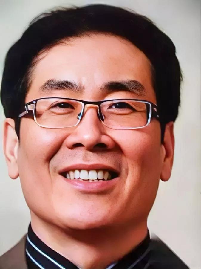 宗泽后没想到,女儿杀回马枪!辞职半年的宗馥莉突然官宣:重启娃哈哈核心业务线。
