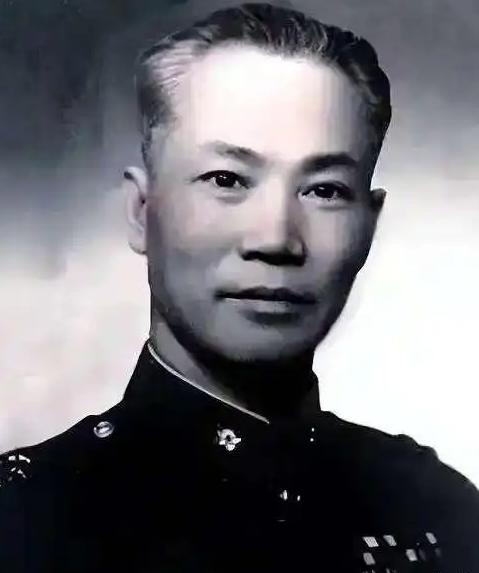 1965年陈诚临终，攥着副官的手反复说：不谈家国大事，就一件事，帮我照顾好叫吴健