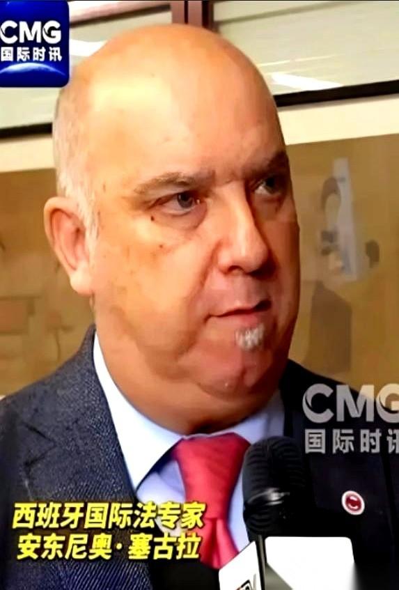 你们敢信吗？那场把咱折腾得那么惨的仗打完，最大的头子居然连被告席都没上。对，说