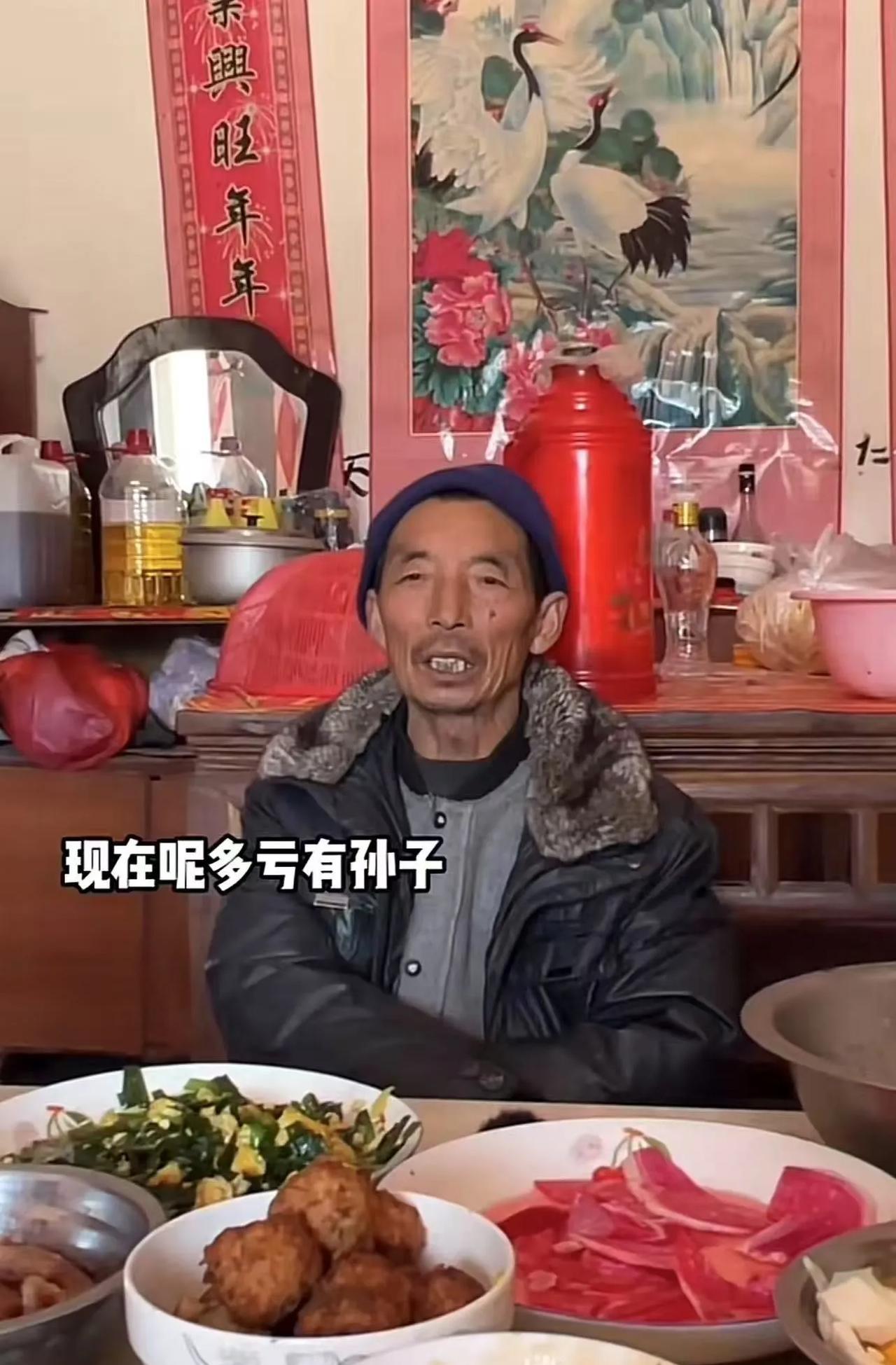 儿子意外触电身亡，儿媳丢下孩子后再嫁，但老人却对儿媳感激不尽！老人：“我儿子去世