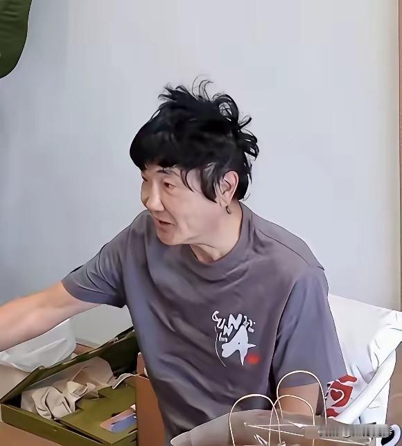 转眼孙楠一家在徐州生活11年了，现在经常有网友在徐州乡下和市集上遇到他。