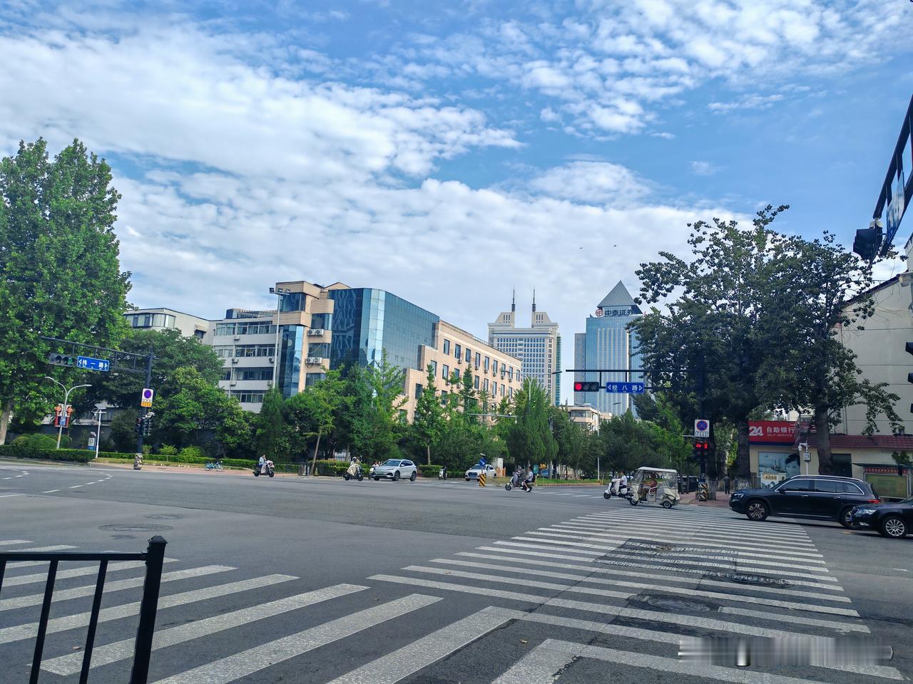 济南买房记。有些买房的祖宗真是不差钱的？？！！这两天看房子，小区看了又看，房子比